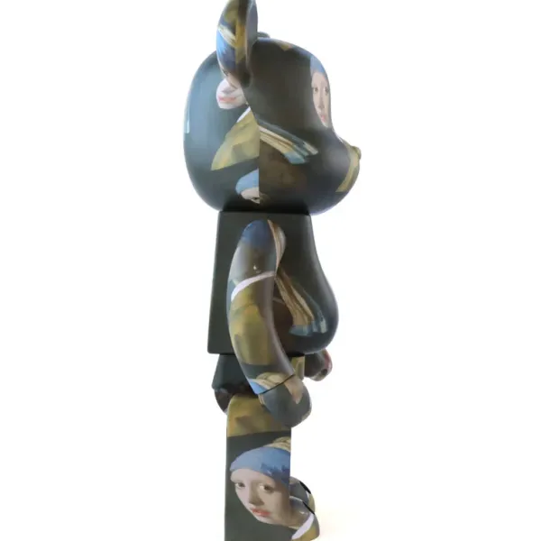 bearbrick__johannes_verme_SKU2a4db0b26a0f5c0e01f5c71f9e73c80a_2.webp Bearbrick 1000% Johannes Vermeer - La Jeune Fille A La Perle - 72 Cm-Sélectionné par Fleux Clearance