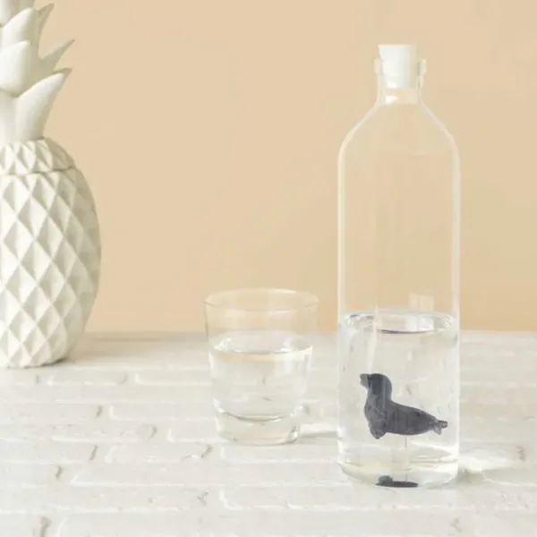 bouteille_phoque_atlantis_SKU1700eee0ae67541702bdf39aa3e03fb3_1.webp Bouteille Phoque Atlantis En Verre Borosilicate - 1,2 L-Sélectionné par Fleux Clearance