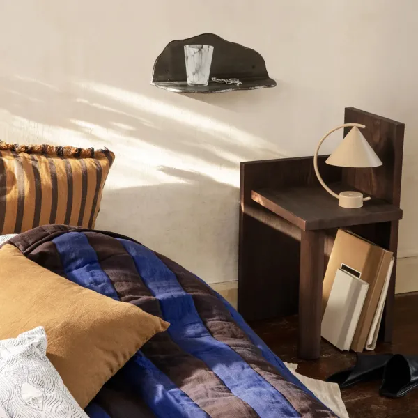 etagere_fracture_aluminiu_SKUe7ec7c7ee491c1b7287f3b94aacd8dca_2.webp Etagere Fracture Aluminium Noirci-Ferm Living Hot