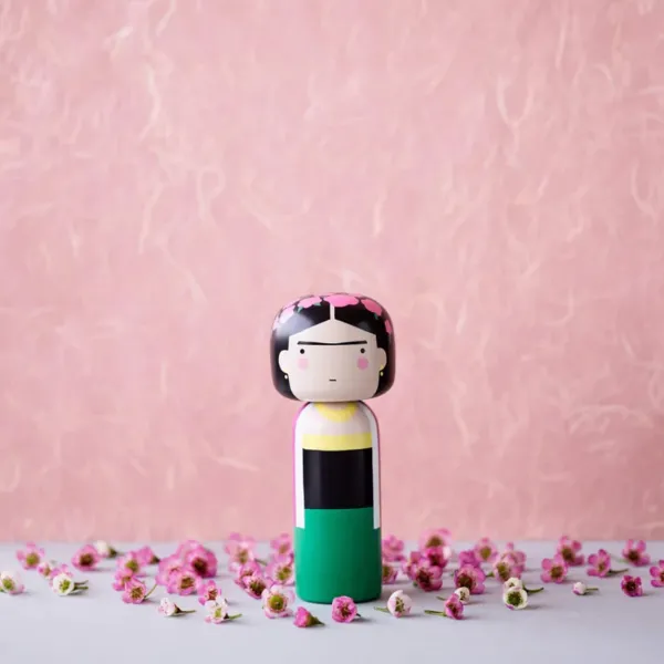 figurine_en_bois_kokeshi__SKU351595201175cc5a7da10c0003a8939a_5.webp Figurine En Bois Kokeshi Sketch.Inc Frida-Lucie Kaas Clearance