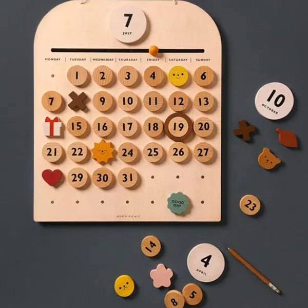 jouet_mon_calendrier_en_b_SKU3f1b4af49158225f3eec7ef78228a2a9_2.webp Jouet Mon Calendrier En Bois-Moon Picnic New