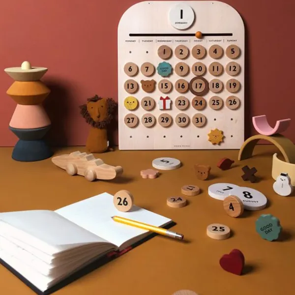 jouet_mon_calendrier_en_b_SKU3f1b4af49158225f3eec7ef78228a2a9_3.webp Jouet Mon Calendrier En Bois-Moon Picnic New