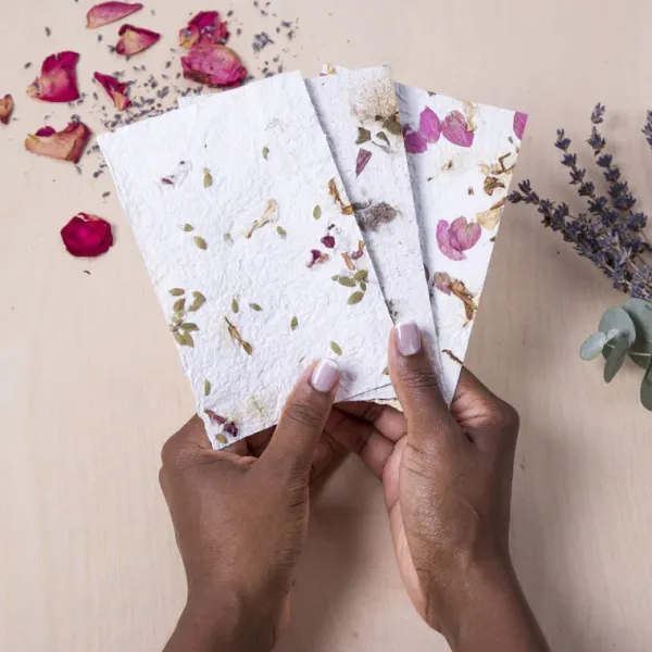kit_de_papier_a_fleurs_cr_SKU0b1bf17058f87578ddc4ce7edb58920f_3.webp Kit De Papier A Fleurs Crafters-Sélectionné par Fleux