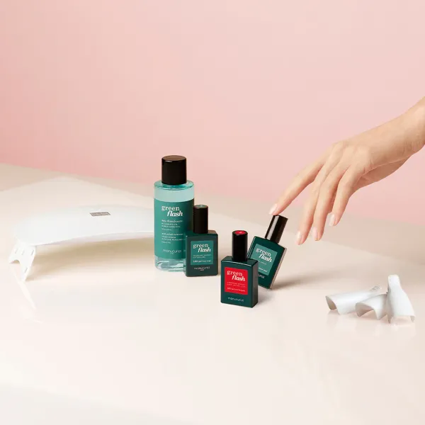kit_green_flash__vernis_s_SKU18b4ca54caa7d5dab637bc7defb0c6bc_1.webp Kit Green Flash - Vernis Semi Permanent - Poppy Red-Manucurist Hot