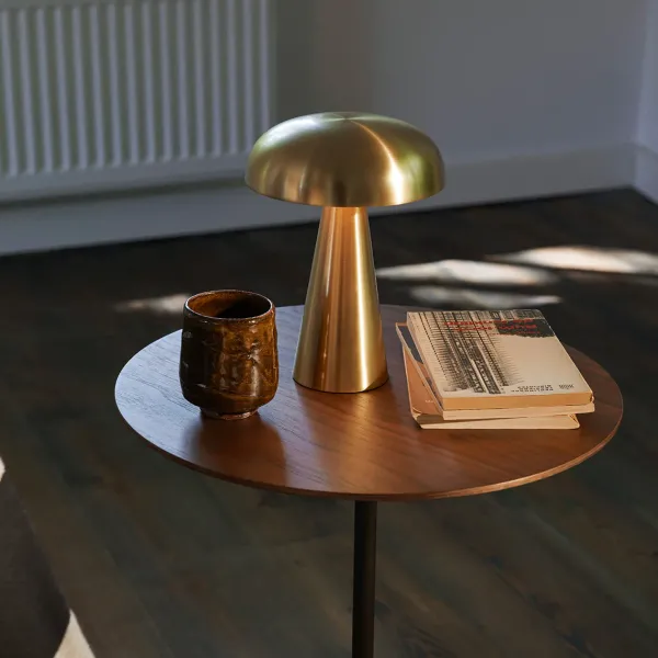 lampe_a_poser_como_sc_san_SKU6e0b18f67f81f813618312021395d313_4.webp Lampe A Poser Como Sc53 Sans Fil - Laiton-And Tradition Clearance