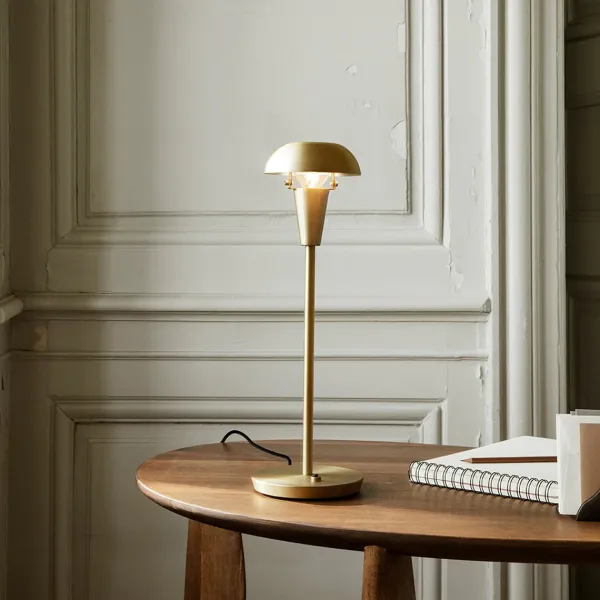lampe_de_table_tiny_h__cm_SKU2ae81cce1437cd1b0833b3690c32cfd4_1.webp Lampe De Table Tiny H 42 Cm - Laiton-Ferm Living New