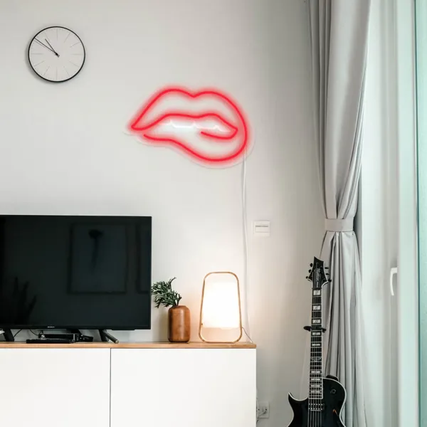 lampe_murale_neon_led_bit_SKU90716ea28c8cbb5fb6ae309721afd70c_1.webp Lampe Murale Neon Led Bitting Lips - Rouge-Sélectionné par Fleux Clearance