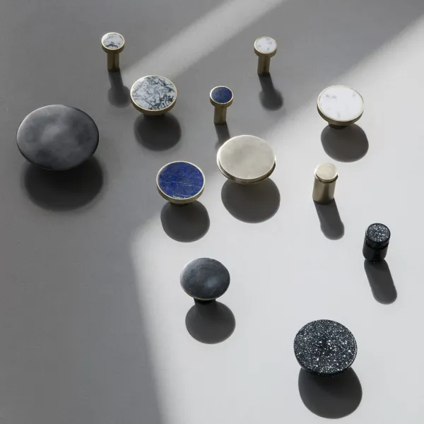 patere_flat_circle_noir_p_SKUe7313f6d023e183def4da02970d63241_1.webp Patere Flat Circle Noir Pm-Ferm Living