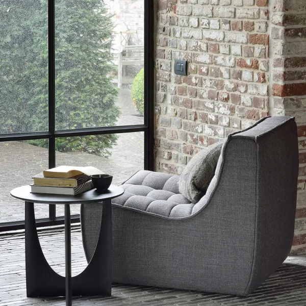 table_dappoint_geometric__SKU37c25d10adde2ea149eb5f3e8e059abe_4.webp Table D'Appoint Geometric En Chene Noir Verni - O 51 X H 50 Cm-Ethnicraft Outlet