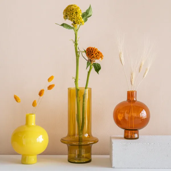 vase_en_verre_recycle_ron_SKUe8be4ed652fcc3104f05e55ad7694c2f_1.webp Vase En Verre Recycle Rond-Sélectionné par Fleux Online